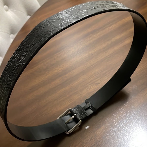 Authentic Gucci crocodile belt (unisex) - Picture 7 of 16